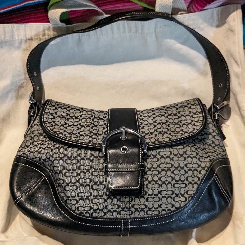 Coach Mini C shoulder handbag purse